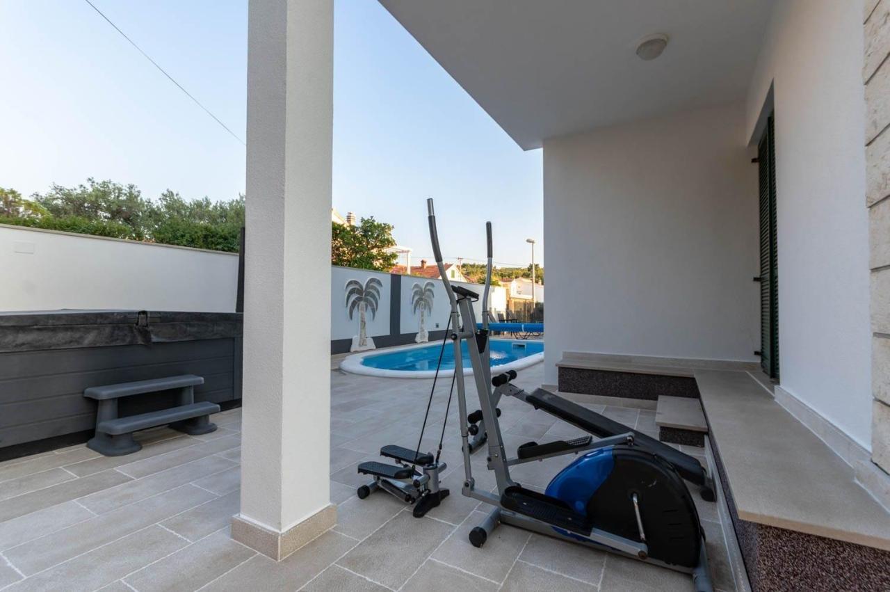 Apartment In Supetar With Sea View, Balcony, Air Conditioning, W-Lan 3553-2 Экстерьер фото